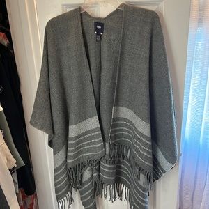 Gap draped shrug poncho
